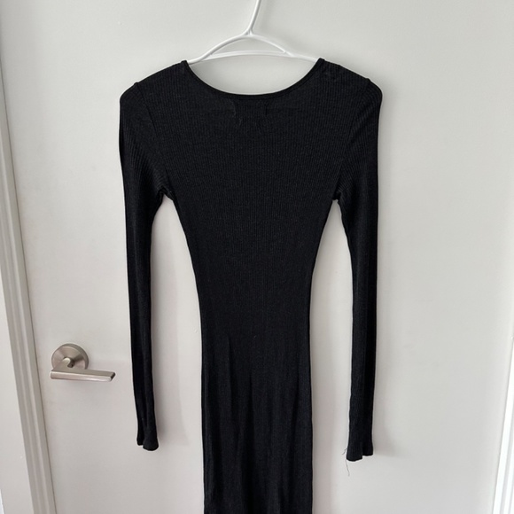 Dark Grey Stretchy Bodycon Aritzia Dress Size XS - Picture 2 of 4